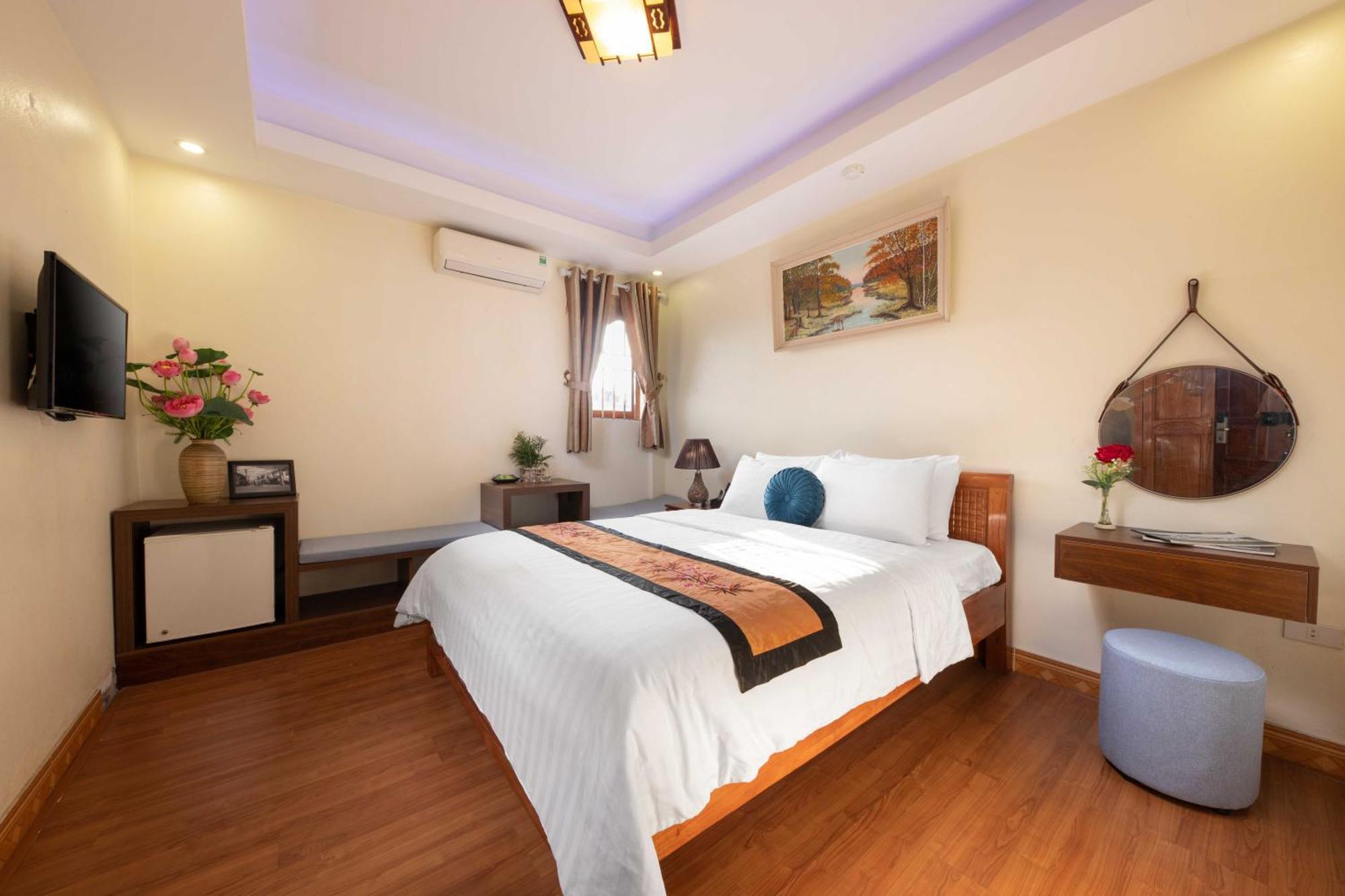Viet Village Airport Hotel & Restaurants Hanoi Exterior photo
